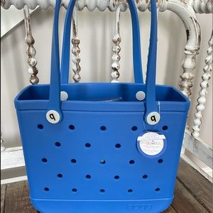 Baby Blue Eyed Bogg Bag